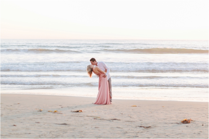 Sunset Beach engagement session at Torrey Pines | San Diego Beach Engagement Session by Leslie Anne Photofinish